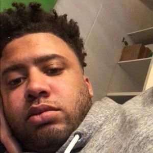 Meet your Posher, Paris